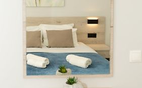 Eleni Apartments